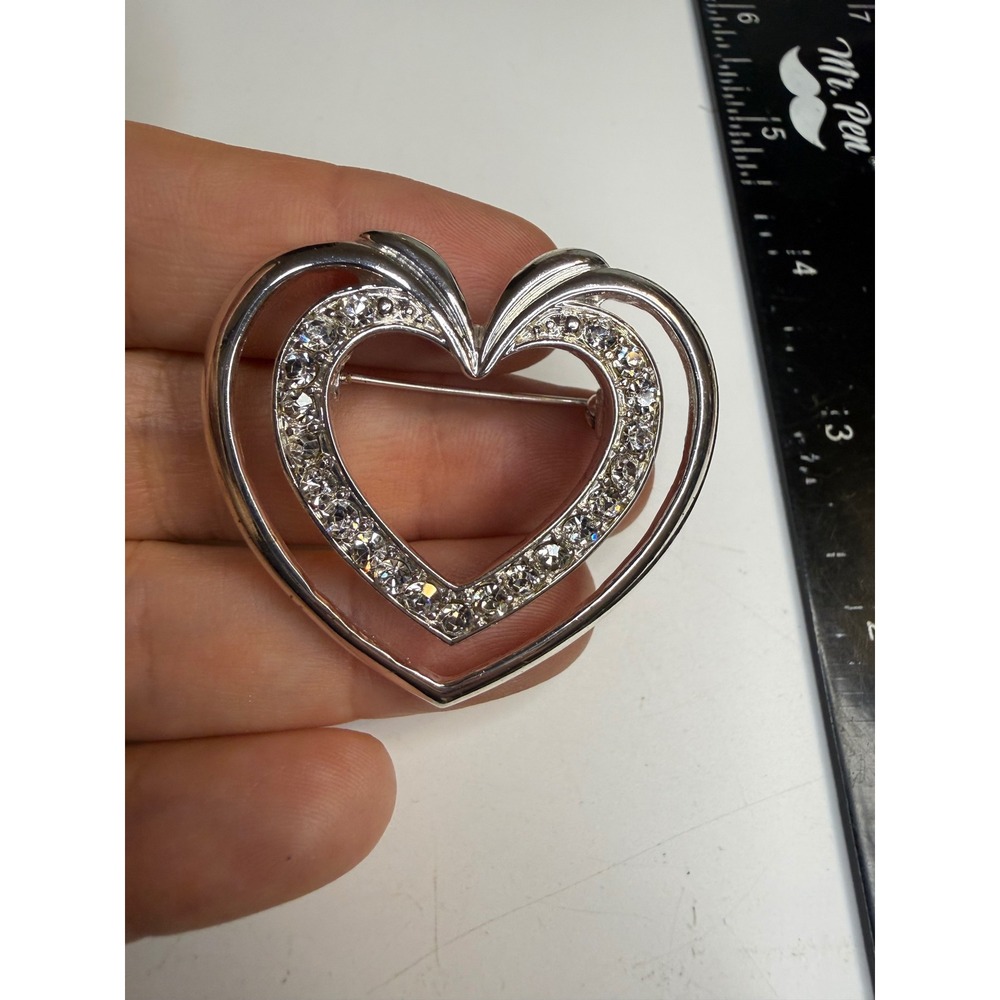 Napier Silver Tone Double Heart Rhinestone Brooch Pin Pave Clear Stones